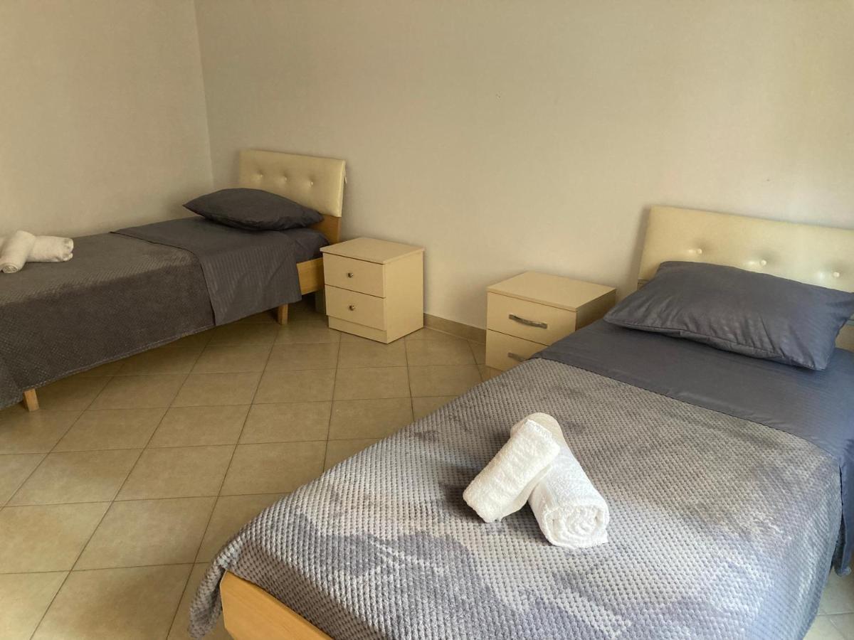 Lungomare Holiday Apartments Durrës Extérieur photo