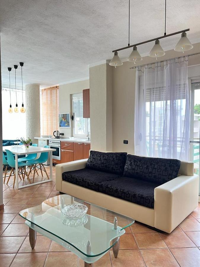 Lungomare Holiday Apartments Durrës Extérieur photo